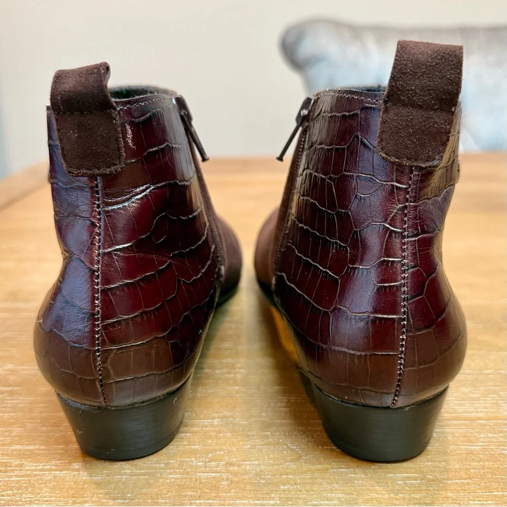 Munro Women’s Lexi Brown Suede/Croco Bootie Comfort Water Resistant Sz 7.5‎